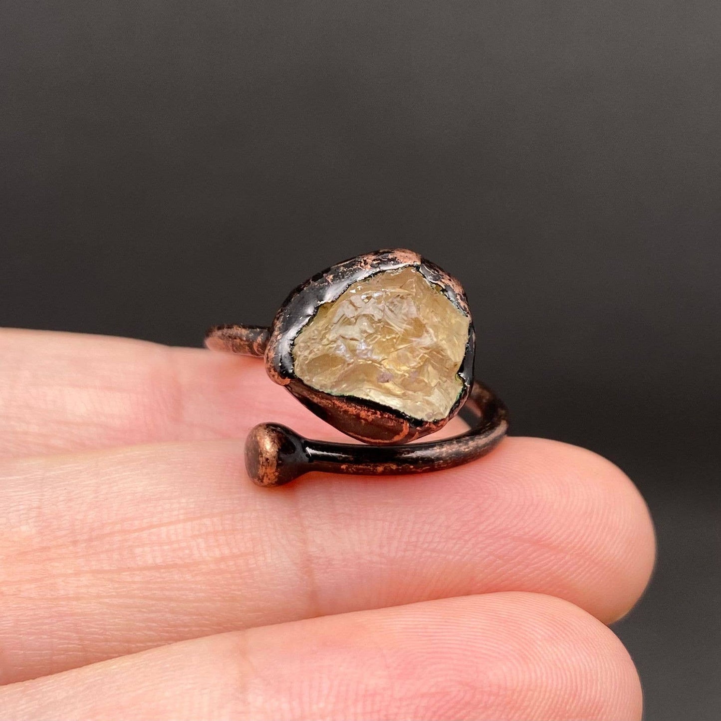 Vintage Blue Apatite Stone Inlaid Adjustable Ring