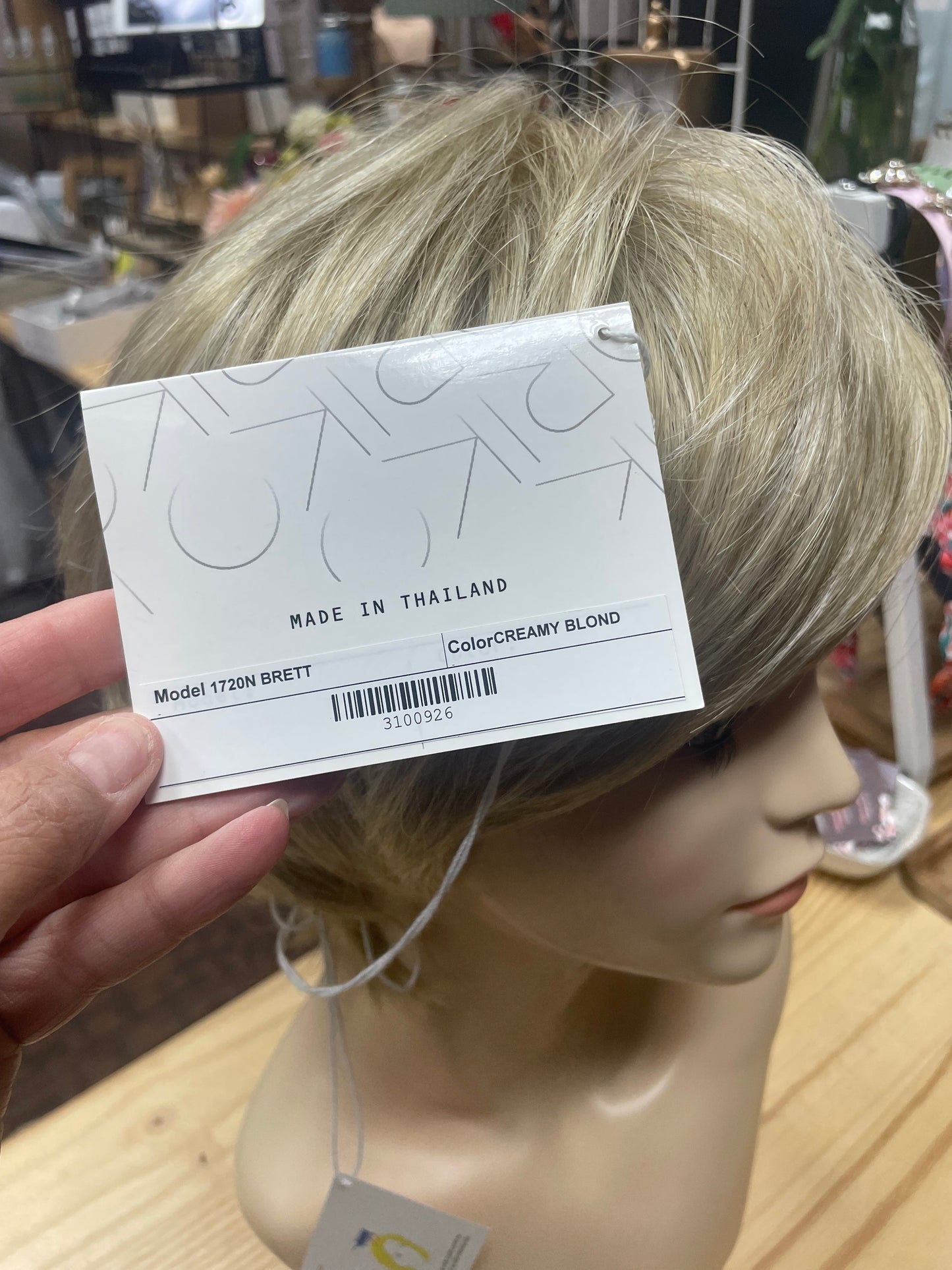 Brett by Noriko in Creamy Blond *BOUTIQUE DEAL*
