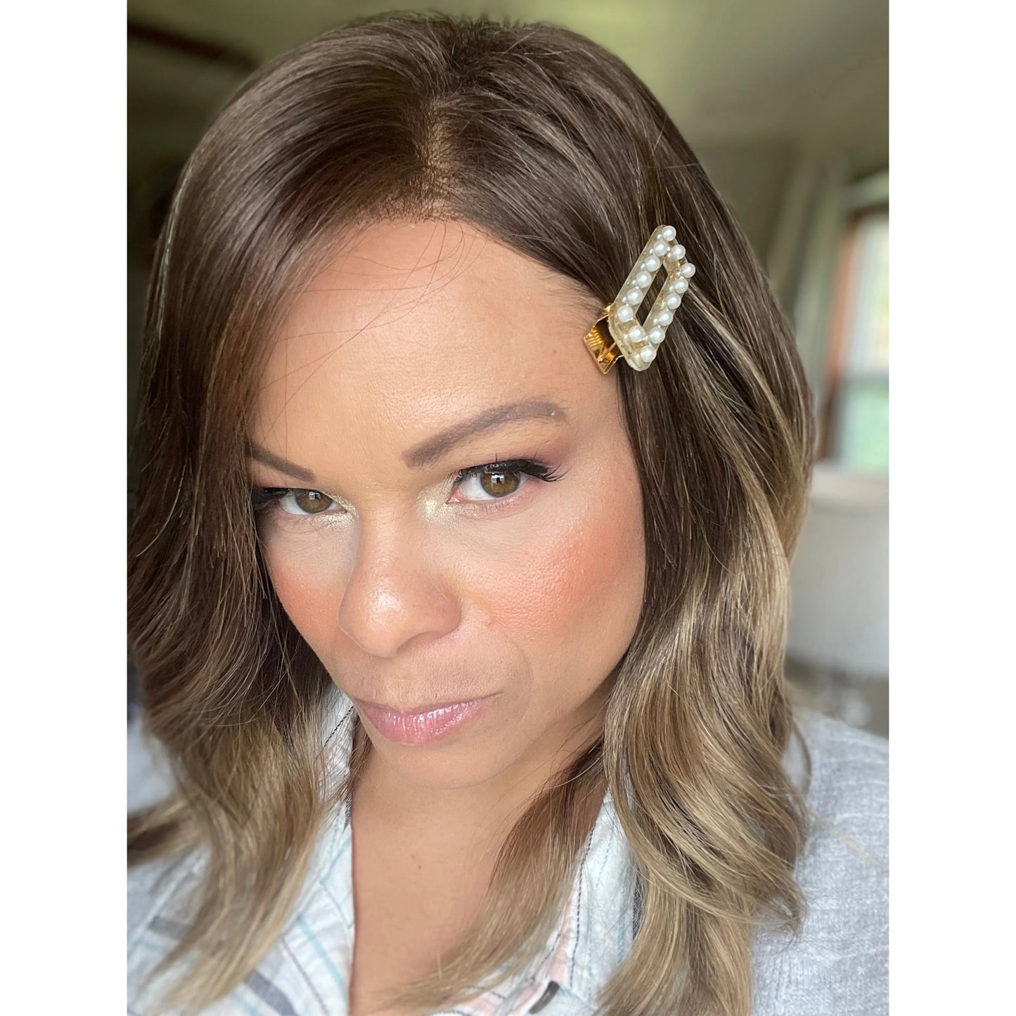 Square Pearl & Gold Glitter Clip