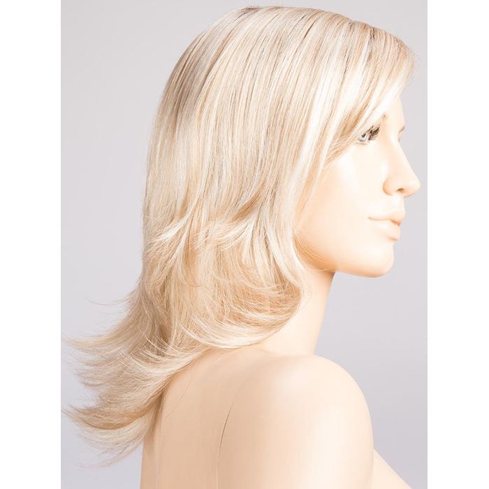 CHAMPAGNE ROOTED 25.22.26 | Light Beige Blonde, Medium Honey Blonde, and Platinum Blonde Blend with Dark Roots