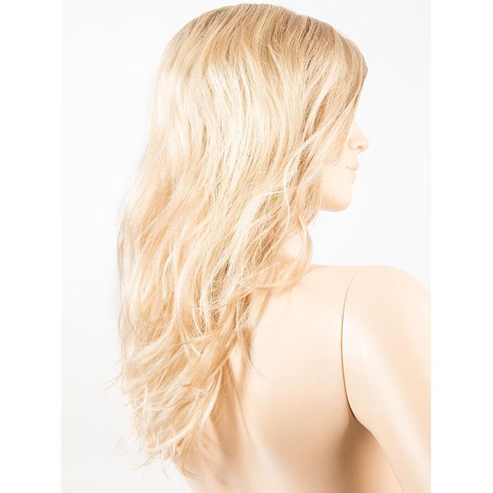CHAMPAGNE ROOTED 22.25.16 | Light Beige Blonde, Medium Honey Blonde, and Platinum Blonde Blend with Dark Roots