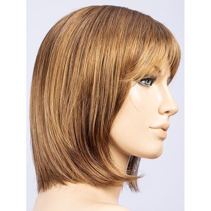 MOCCA ROOTED 830.27.20 | Medium Brown, Light Brown, and Light Auburn Blend and Dark Roots