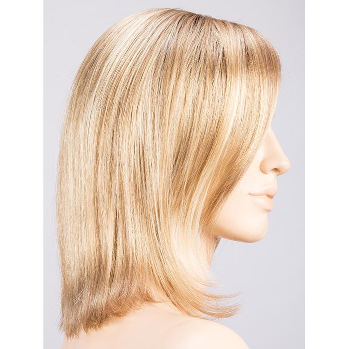 CARAMEL ROOTED 26.20.19 | Medium Gold Blonde and Light Gold Blonde Blend with Light Brown Roots