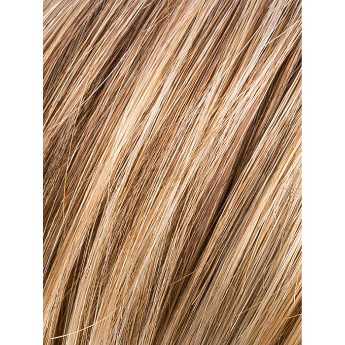 GINGER ROOTED 26.19.31 | Light Honey Blonde, Light Auburn, and Medium Honey Blonde Blend with Dark Roots
