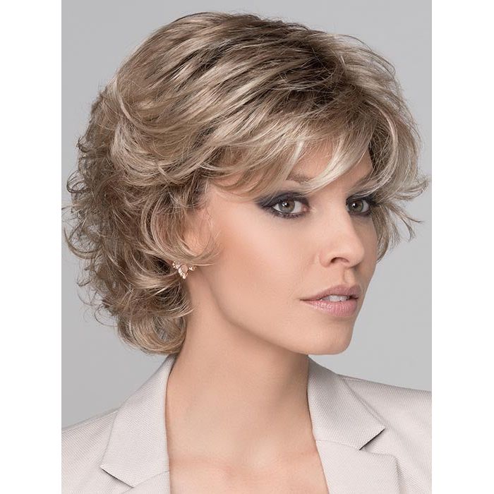 Ellen Wille | Hair Power | Daily in Champagne Rooted