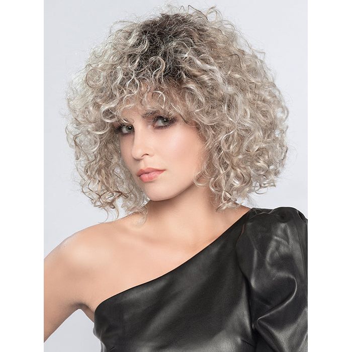 DISCO by ELLEN WILLE in PEARL BLONDE ROOTED 101.16.1001 | Light Beige Blonde, Medium Honey Blonde, and Platinum Blonde Blend with Dark Roots
