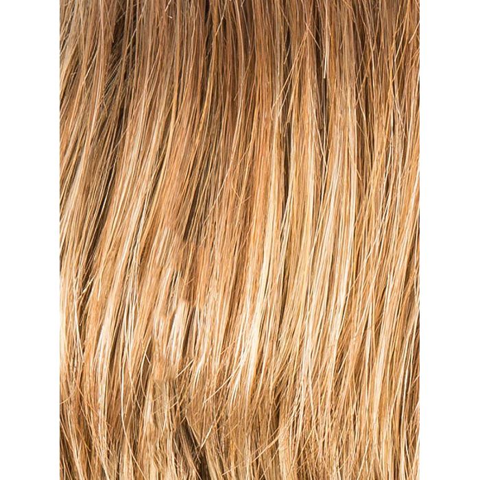 GINGER ROOTED 26.27.19 | Light Honey Blonde, Light Auburn, and Medium Honey Blonde Blend with Dark Roots