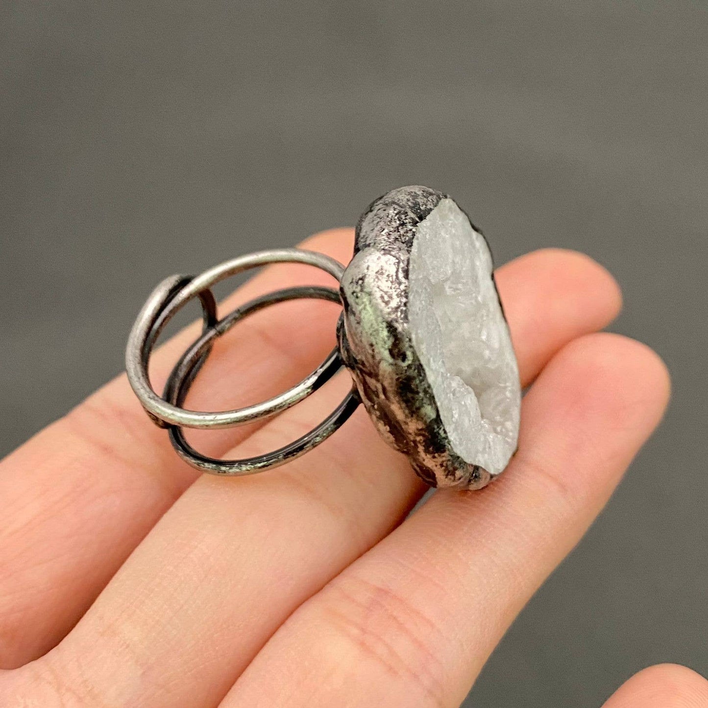 White Crystal Cave Shape Adjustable Ring