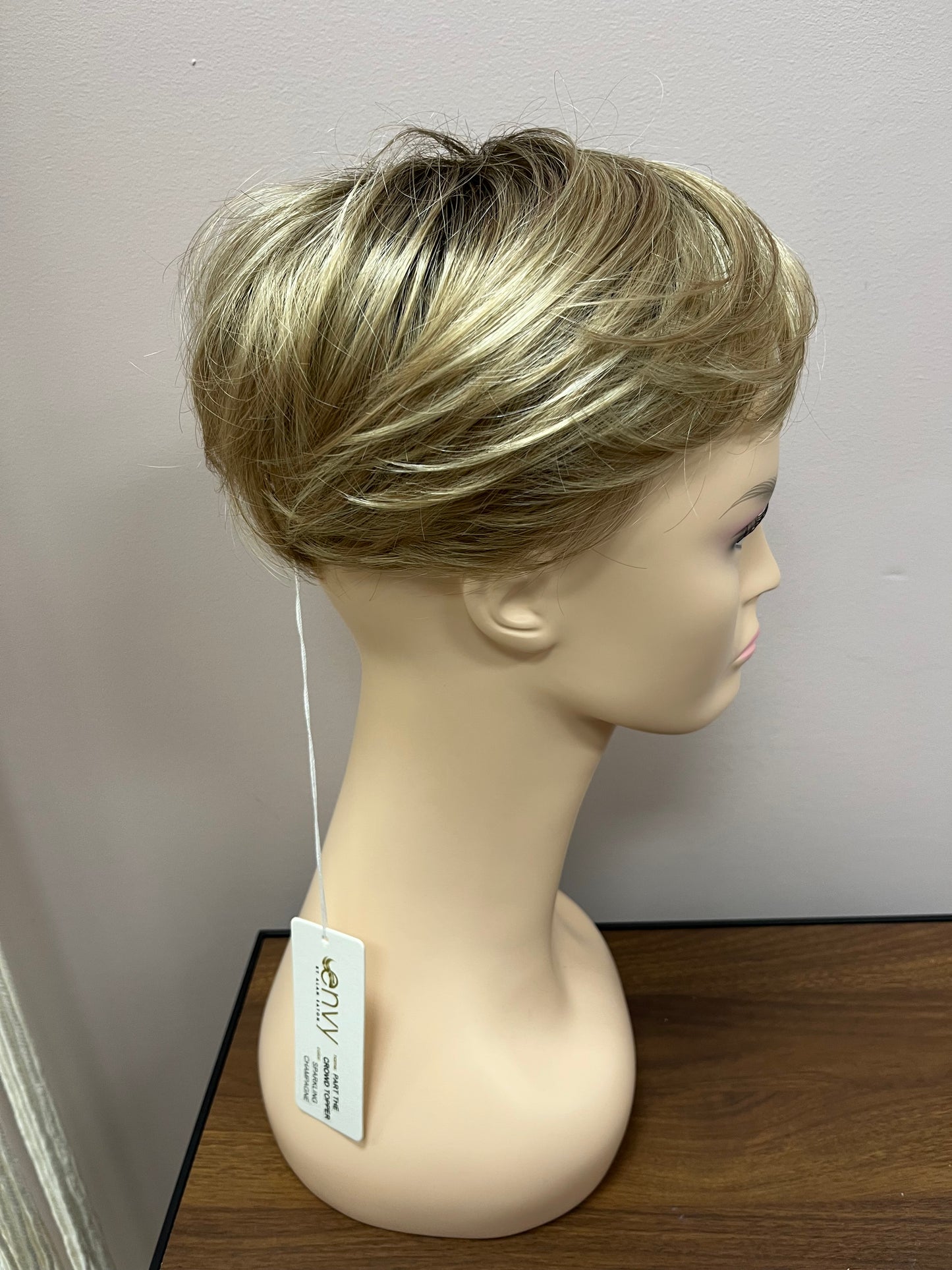 Part The Crowd Topper in Sparkling Champagne *BOUTIQUE DEAL