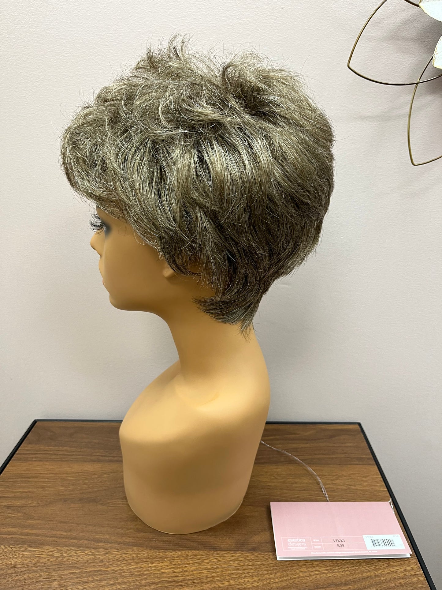 Vikki by Estetica In R38 *BOUTIQUE DEAL