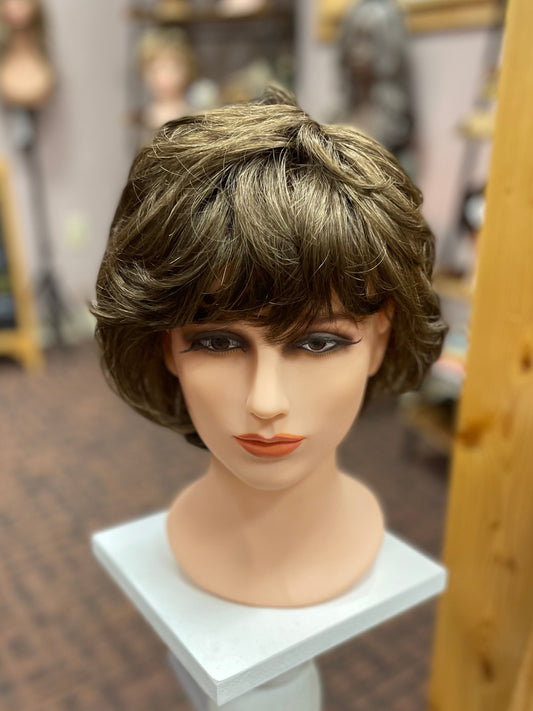 Hallie by Estetica in R8/12 *BOUTIQUE DEAL