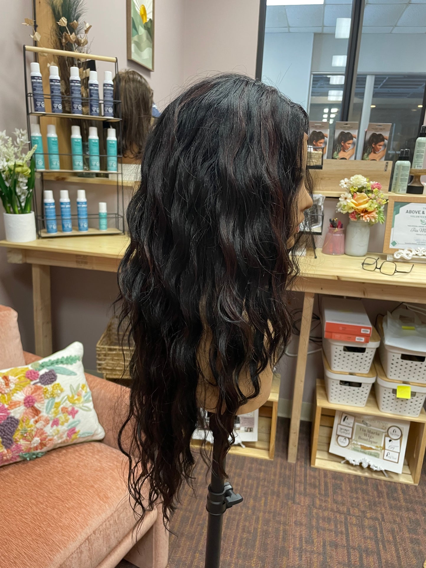 Yucera in FS1B/33 by Vivica Fox Boutique Deal – Tia Maria Wigs