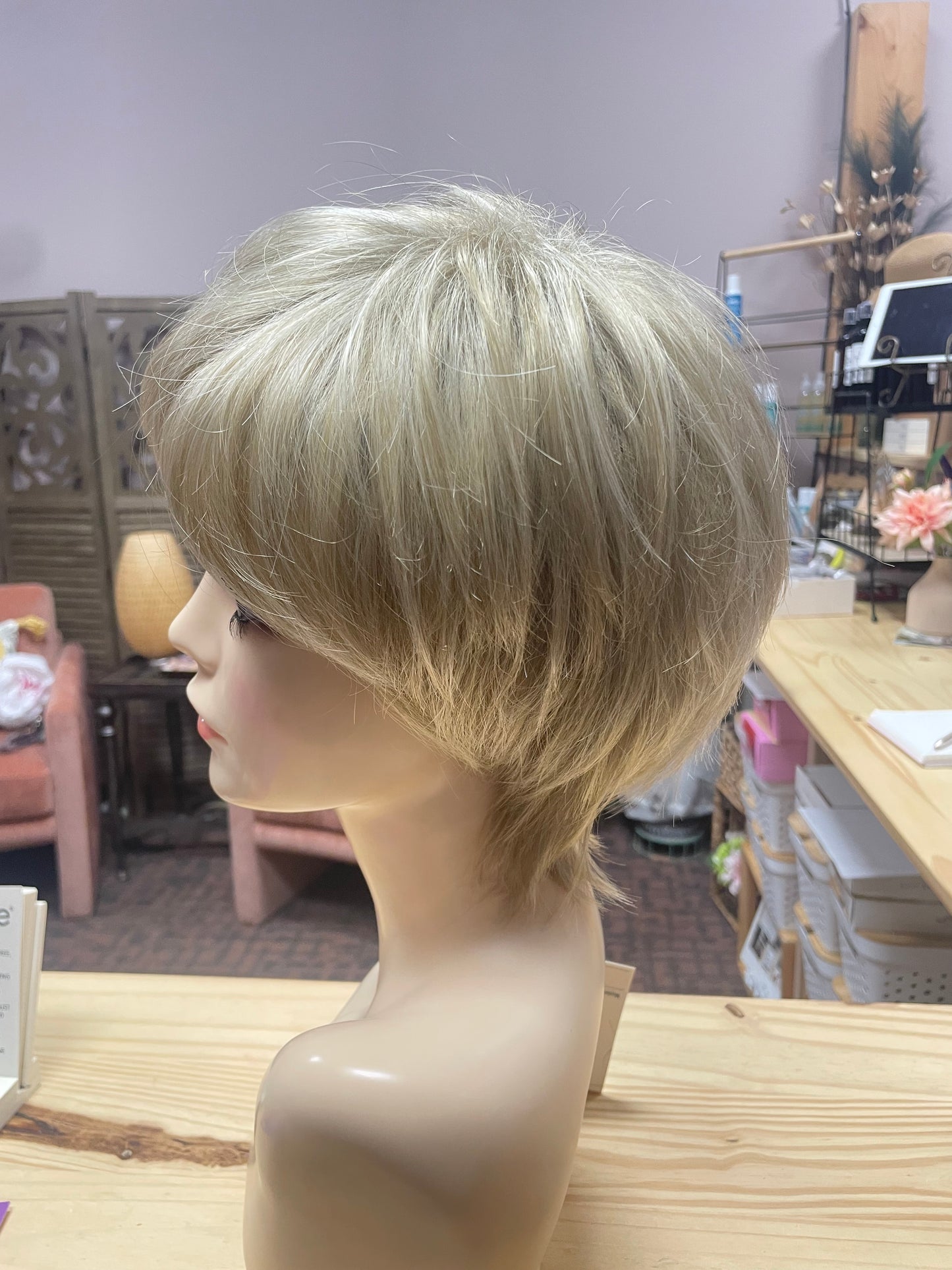Brett by Noriko in Creamy Blond *BOUTIQUE DEAL*