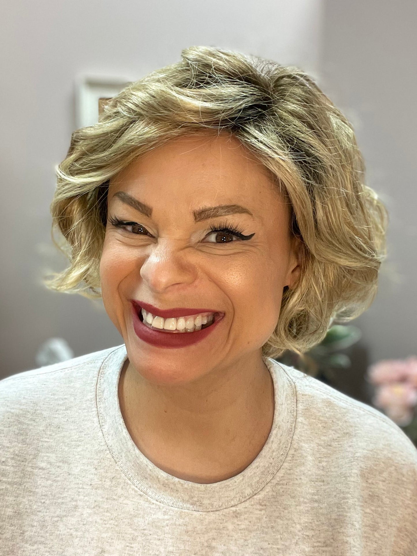 Turn | Changes Collection | Synthetic Wig