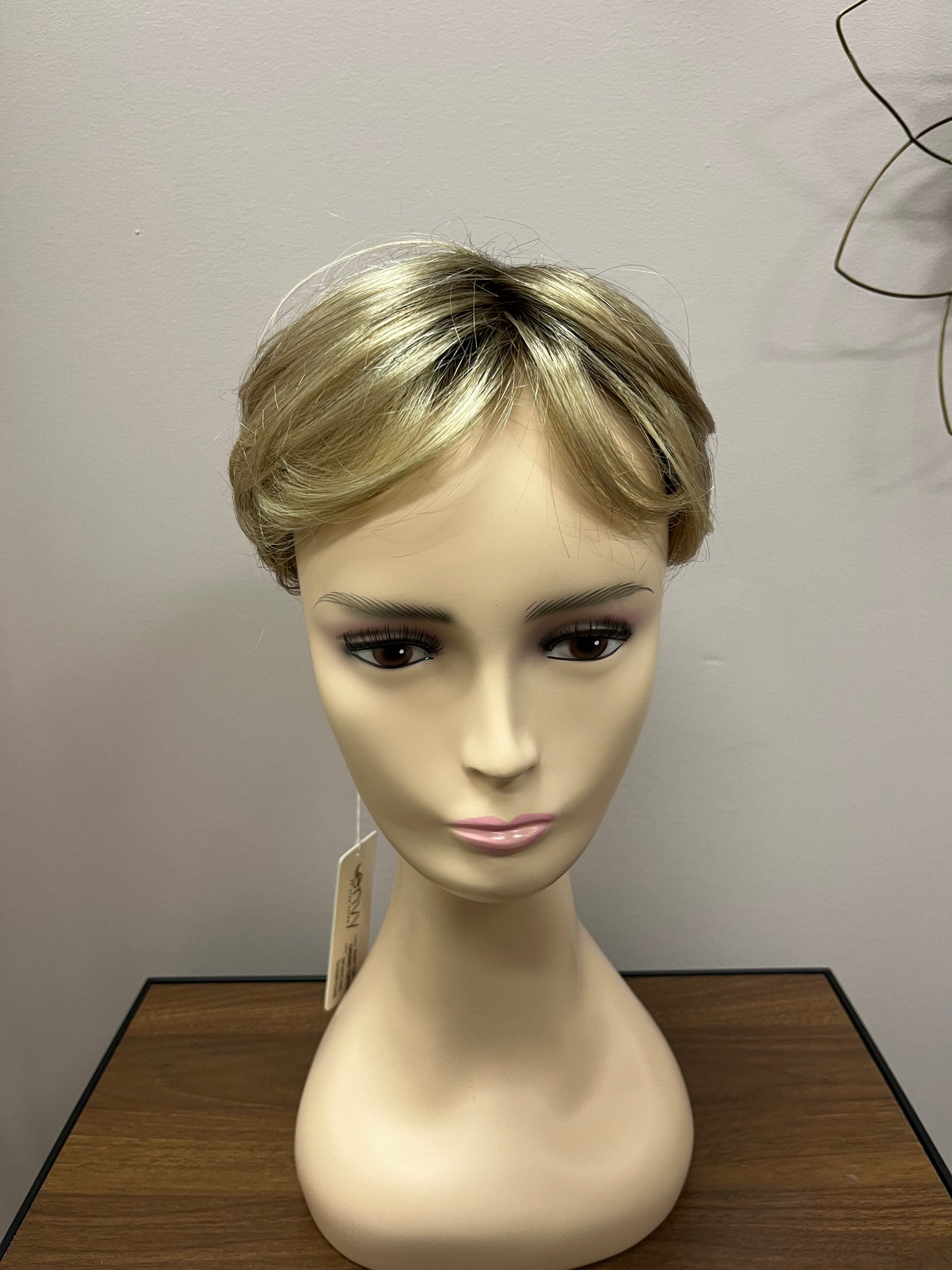 Part The Crowd Topper in Sparkling Champagne *BOUTIQUE DEAL