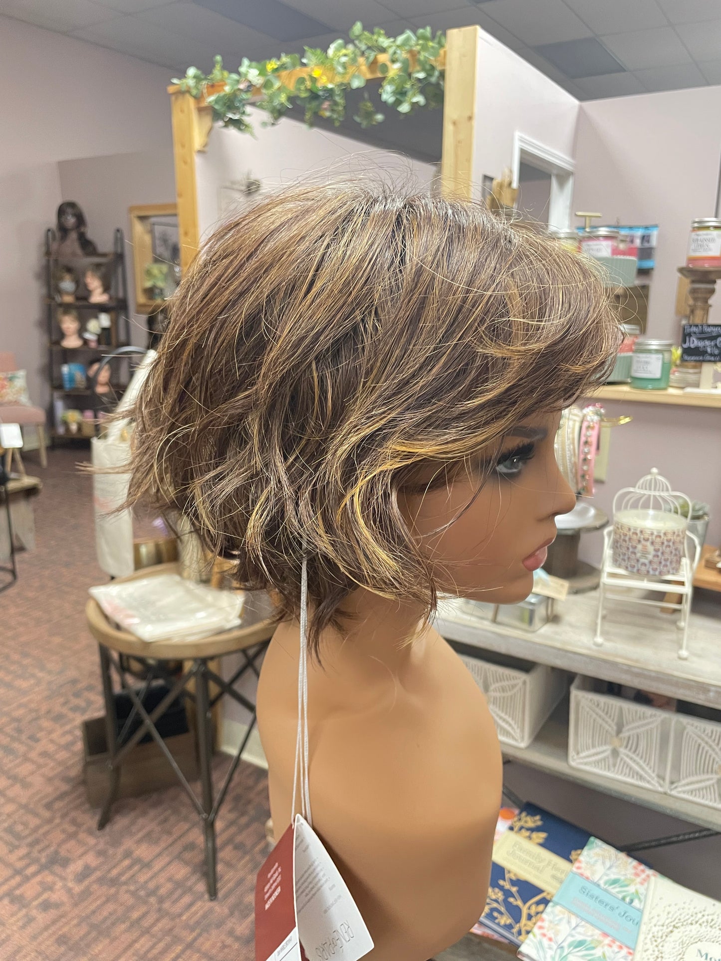 Joss by René of Paris in Marble Brown R *BOUTIQUE DEAL*
