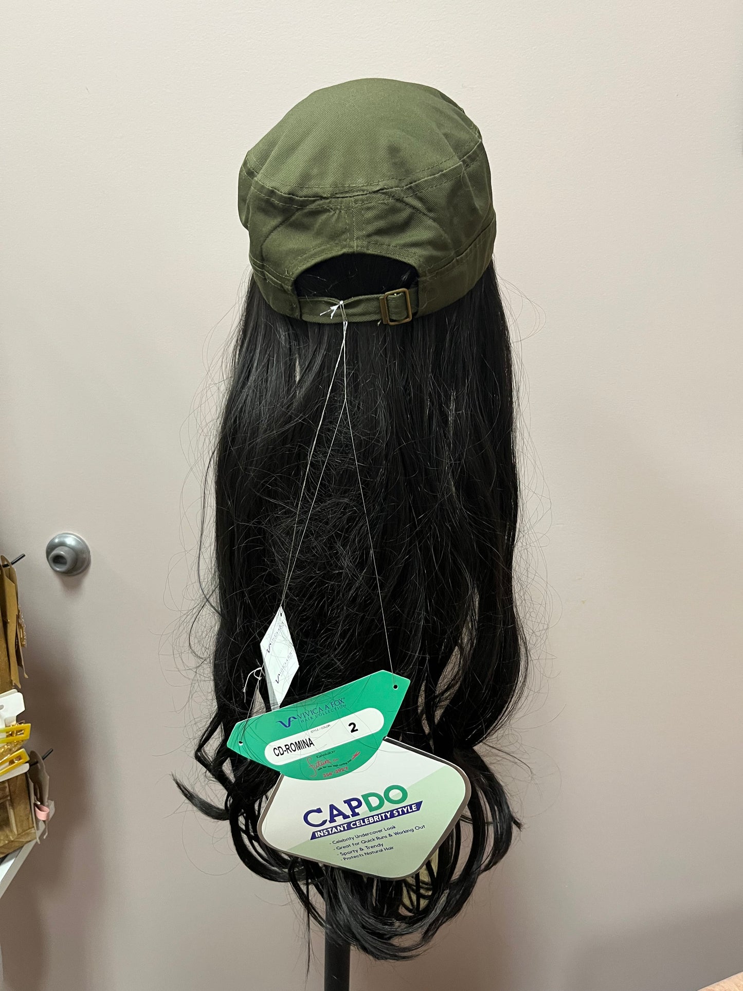 Vivica Fox Cap Do- Romina in 2 *BOUTIQUE DEAL