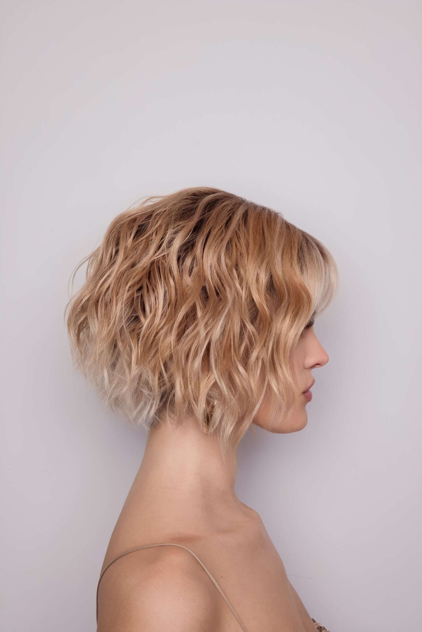 Rosanna Wig - 1045   Alexander Couture Collection