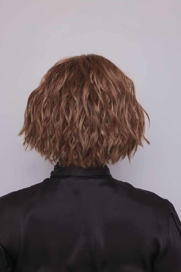 Rosanna Wig - 1045   Alexander Couture Collection