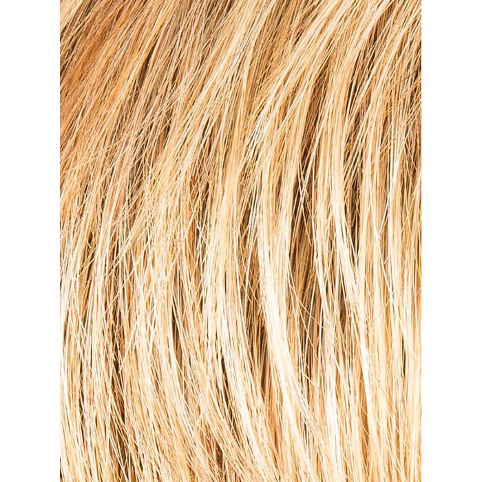 GINGER ROOTED 26.31.19 | Light Honey Blonde, Light Auburn, and Medium Honey Blonde Blend with Dark Roots