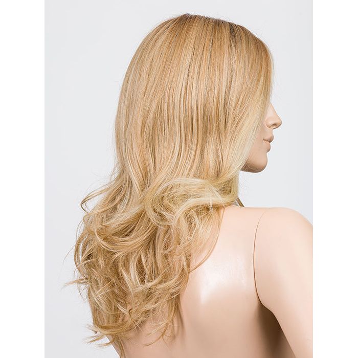 SAHARA BEIGE ROOTED 26.20.25 | Light Golden Blonde, Light Strawberry Blonde, and Lightest Golden Blonde blend with Dark Shaded Roots