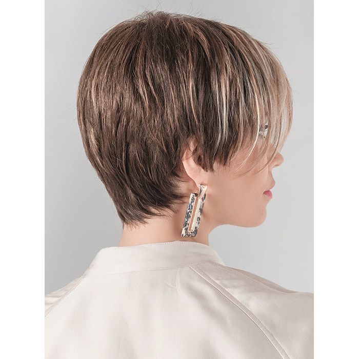 FIRST by ELLEN WILLE in MOCCA LIGHTED 12.26.830 | Light Brown base with Light Caramel highlights on the top only, darker nape