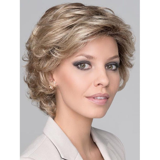 Ellen Wille | Hair Power | Daily in Champagne Rooted